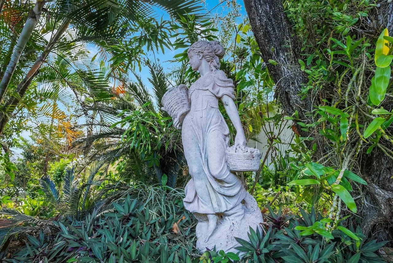 Deco View Family Oasis In Cairns Villa East Trinity