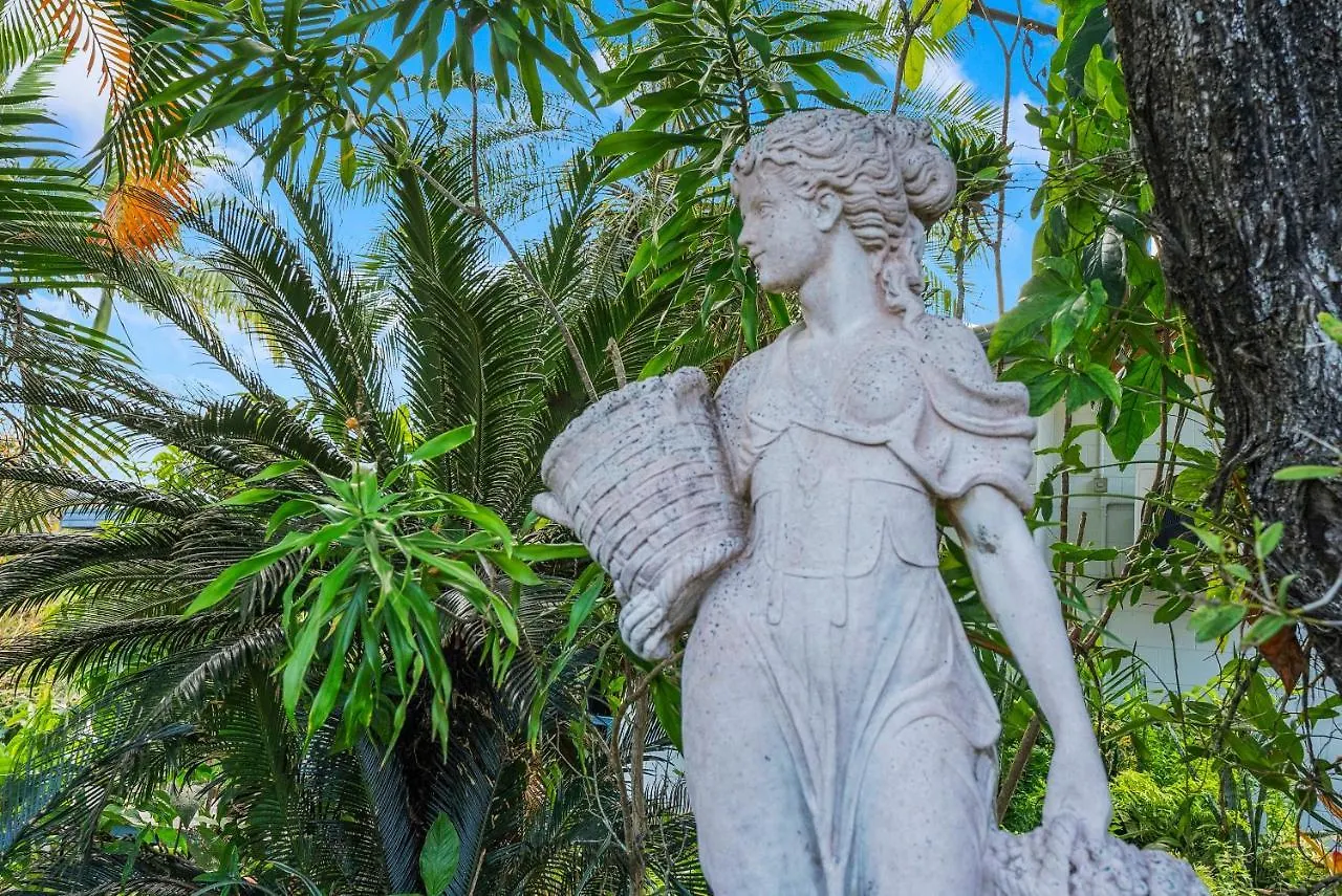 Holiday home Deco View Family Oasis In Cairns Villa East Trinity
